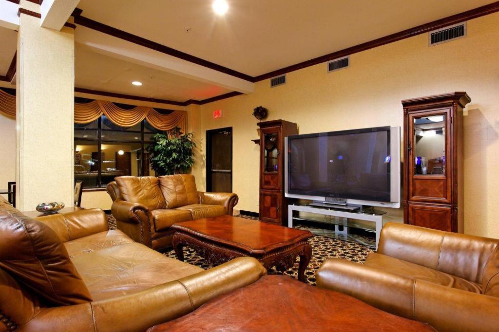 Holiday Inn Express Crockett By Ihg Extérieur photo