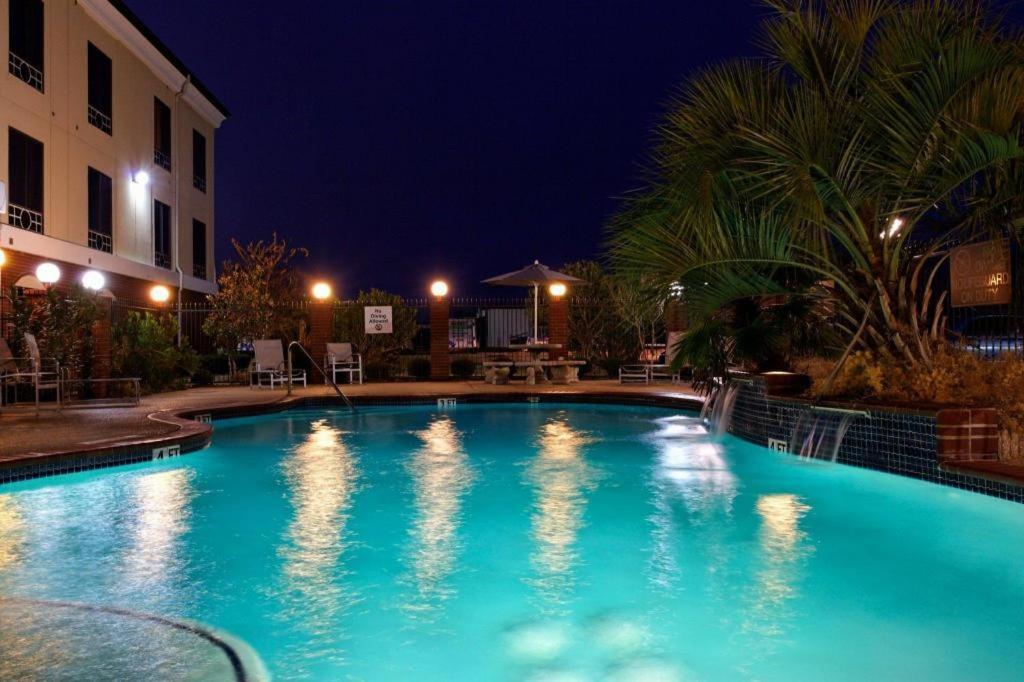 Holiday Inn Express Crockett By Ihg Extérieur photo