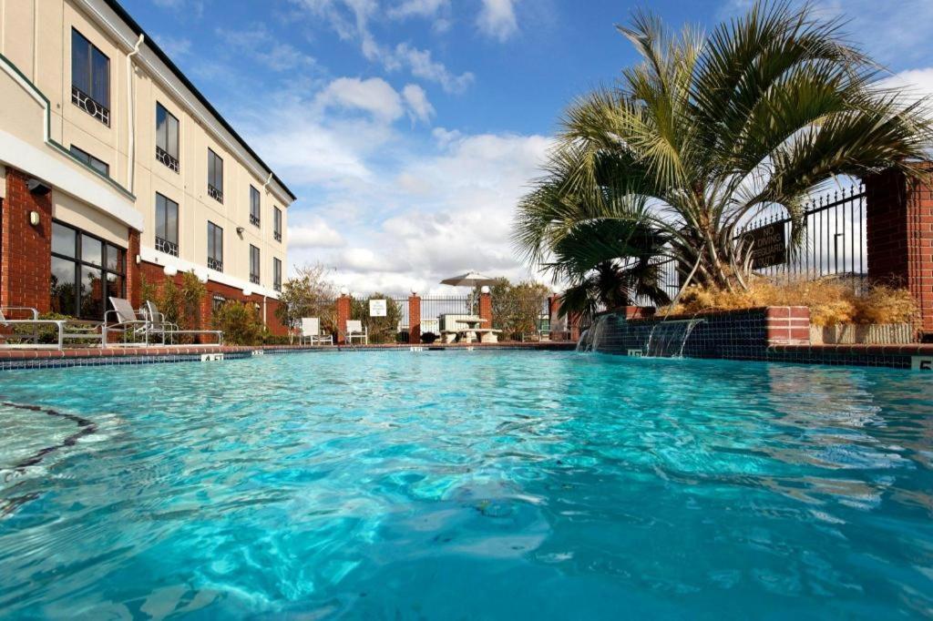 Holiday Inn Express Crockett By Ihg Extérieur photo