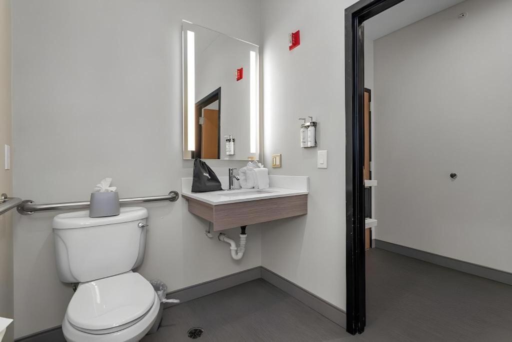 Holiday Inn Express Crockett By Ihg Extérieur photo